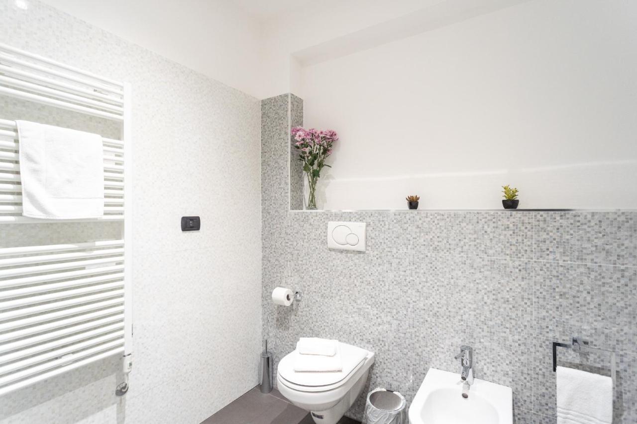 White Flat In Como City Center By Rent All Como Dış mekan fotoğraf