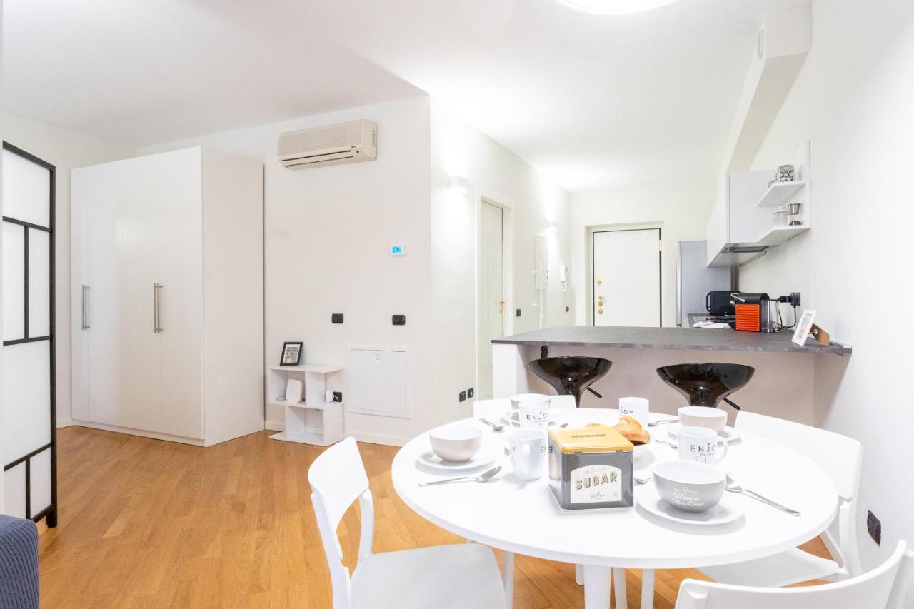 White Flat In Como City Center By Rent All Como Dış mekan fotoğraf